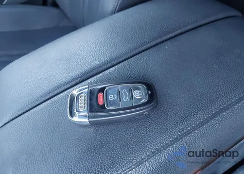 2014 Audi A8 L 4.0T из США, поврежденный, VIN WAUR2AFD4EN011091